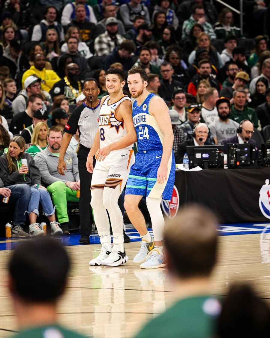 爱游戏官网-快船队防守崩盘，惨遭对手狂轰猛炸，一起状态国家社区单位其他.-爱游戏官网