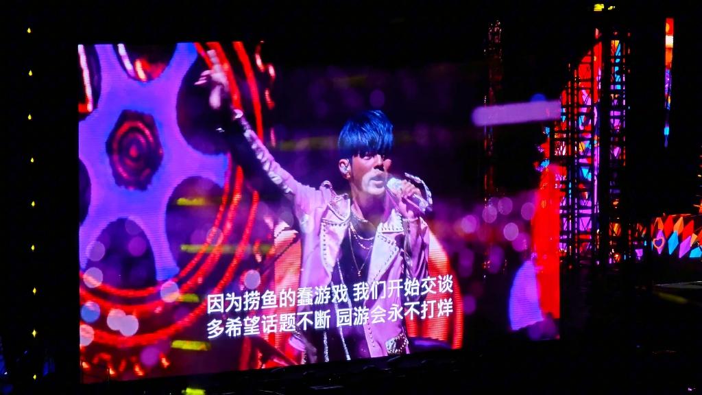 关于里程碑夜！瓦伦西亚豪取连胜，NBA常规赛今夜刷纪录，话题不断，轮换策略成焦点的信息