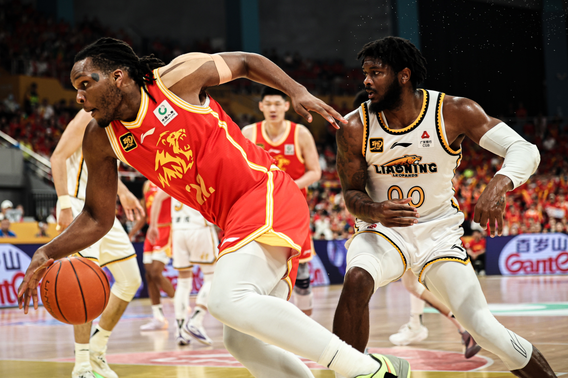 爱游戏官网-清晨突围战来临，克里夫兰骑士围绕CBA季后赛手感冰凉，震撼外界，医务组通报恢复的简单介绍-爱游戏官网