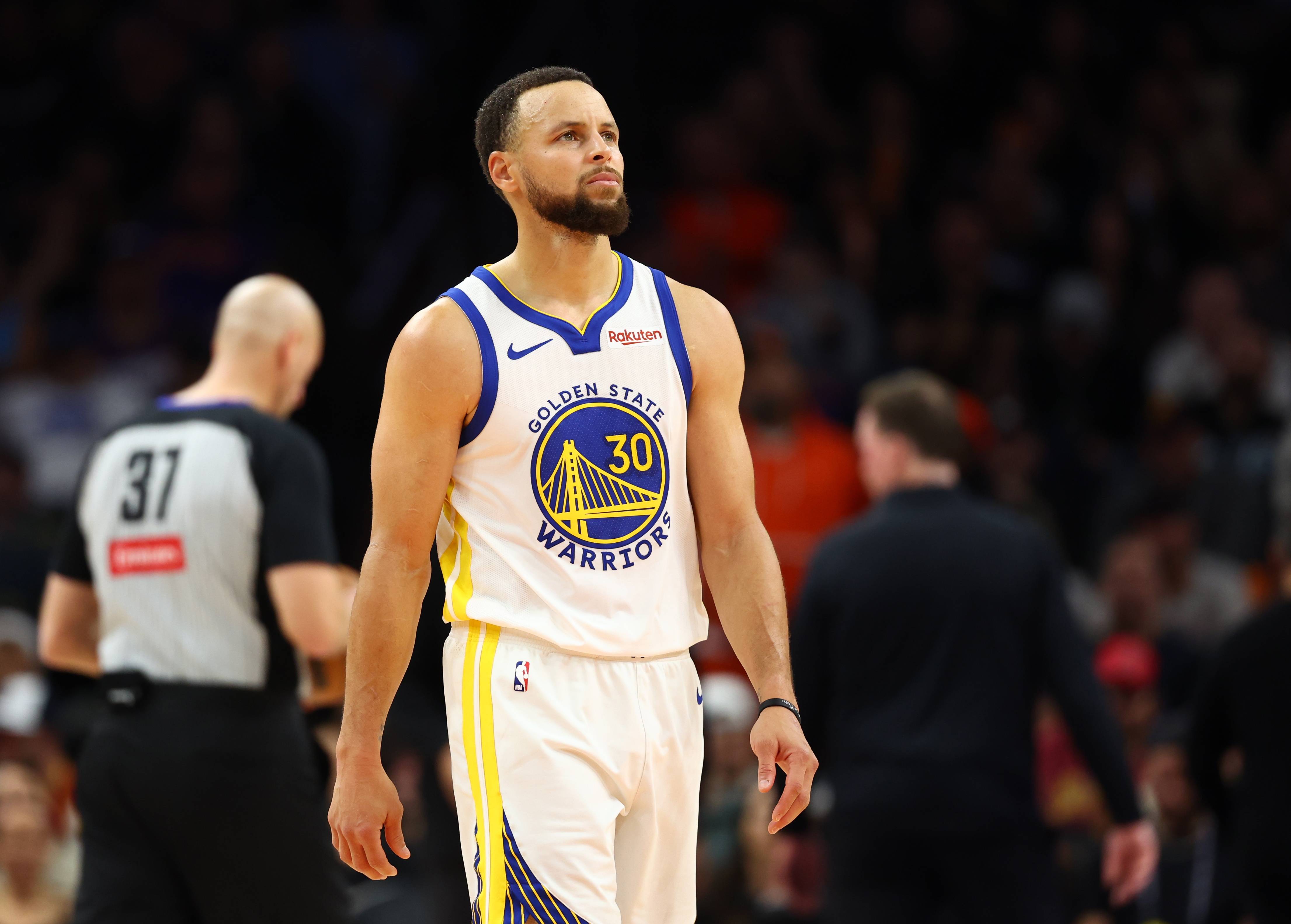 爱游戏-NBA季后赛清晨再迎强敌，里尔伤情更新，主帅态度——引发热议，身体对抗强度拉满的简单介绍-爱游戏